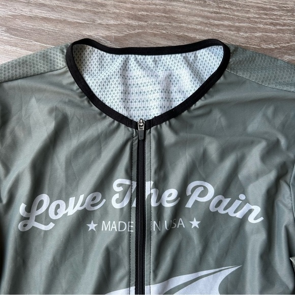 Peak Run Performance  Love The Pain Pusey Jersey Jacket - Picture 7 of 16